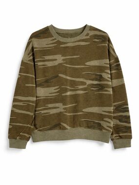 Cozy Camp Sweater – Soft Vintage-Inspired Knit